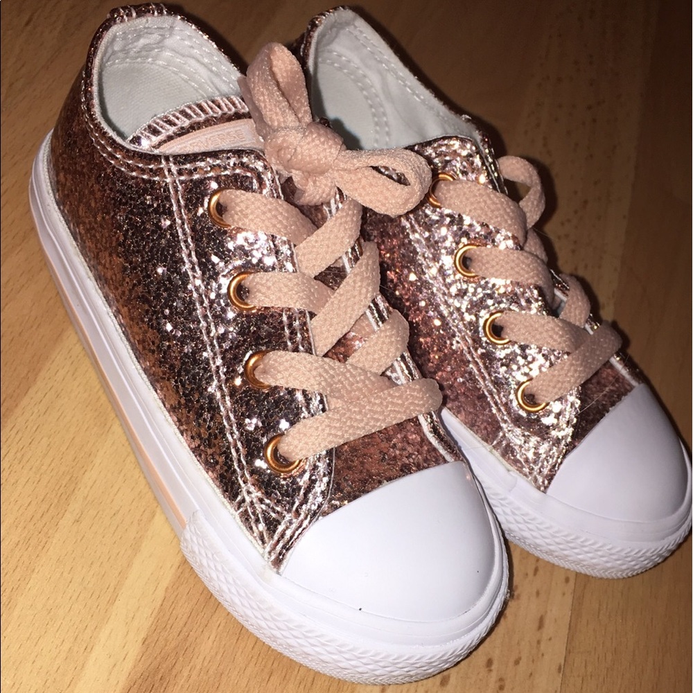 Converse rose gold sparkle toddler shoes